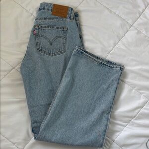 Levi’s light wash jeans low loose size 26 30in length